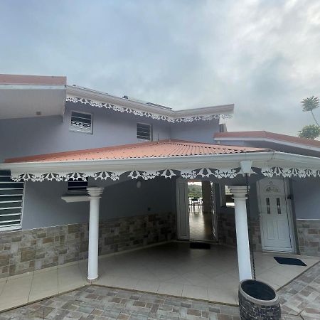 Les Appart Villa Sunbay Caraibes Avec Piscine Privative Vue Mer Et Montagne Le François Extérieur photo