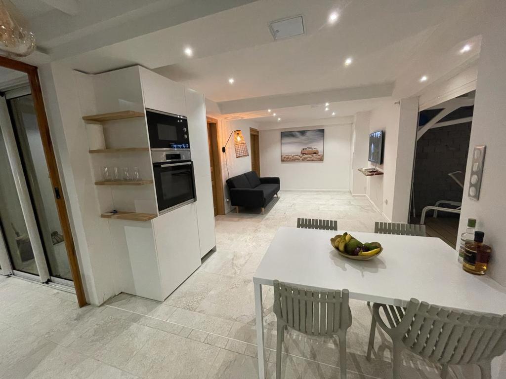 Les Appart Villa Sunbay Caraibes Avec Piscine Privative Vue Mer Et Montagne Le François Extérieur photo
