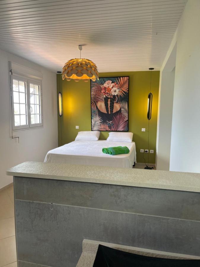 Les Appart Villa Sunbay Caraibes Avec Piscine Privative Vue Mer Et Montagne Le François Extérieur photo