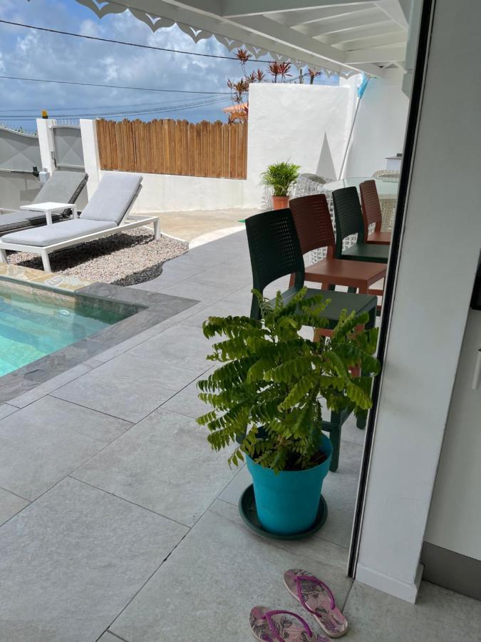 Les Appart Villa Sunbay Caraibes Avec Piscine Privative Vue Mer Et Montagne Le François Extérieur photo