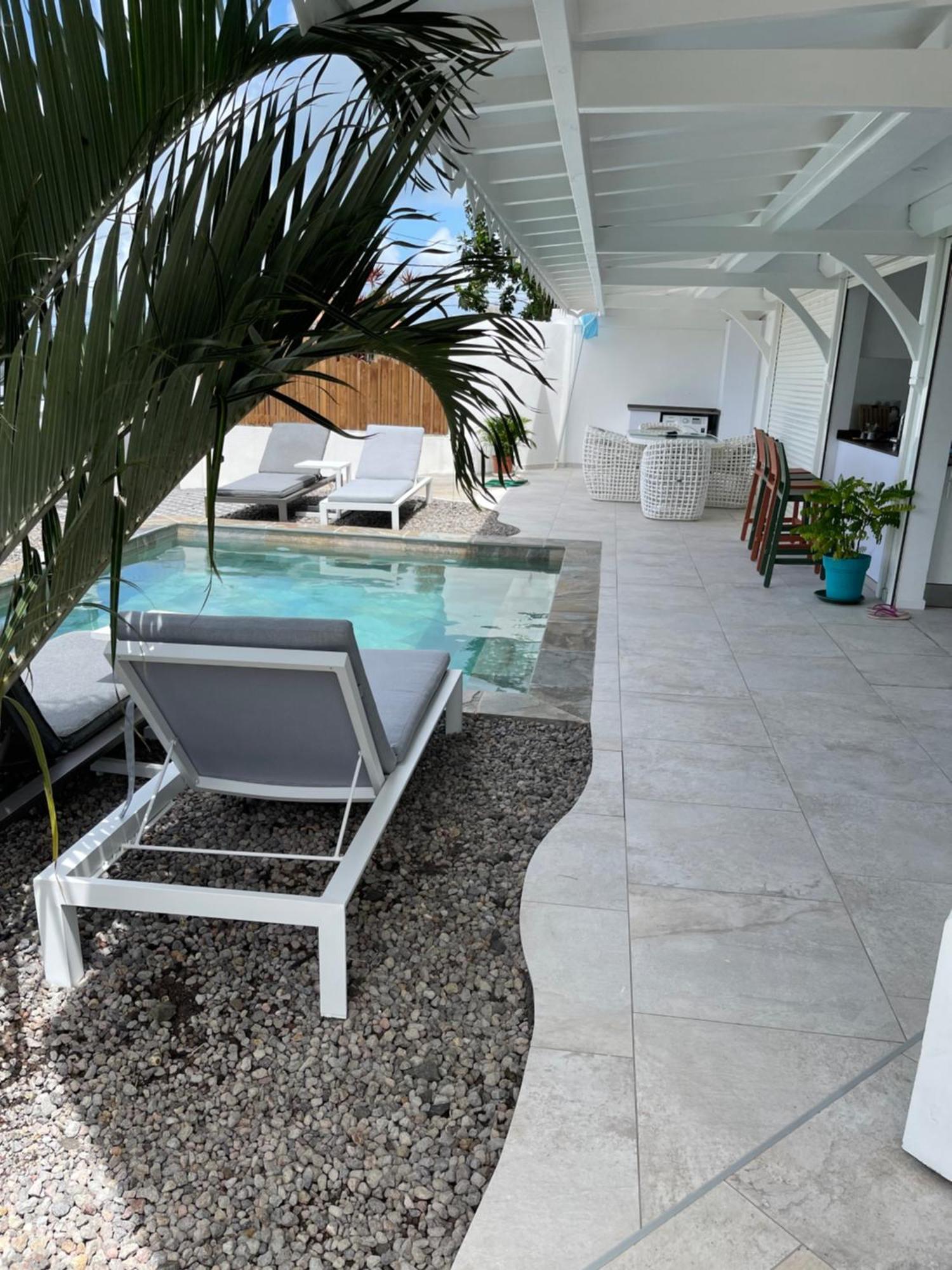 Les Appart Villa Sunbay Caraibes Avec Piscine Privative Vue Mer Et Montagne Le François Extérieur photo